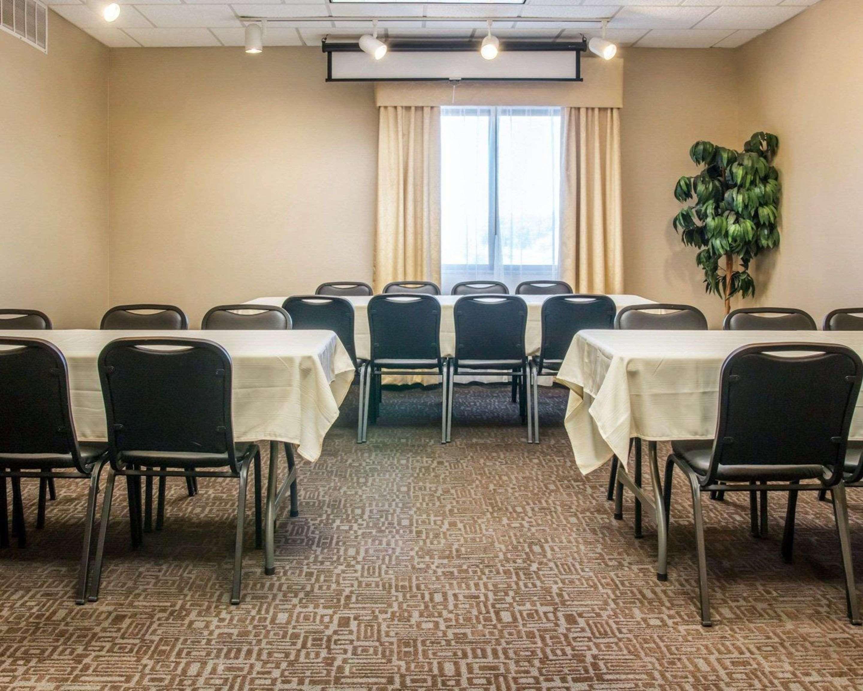 Comfort Suites Auburn Hills-Detroit Eksteriør bilde