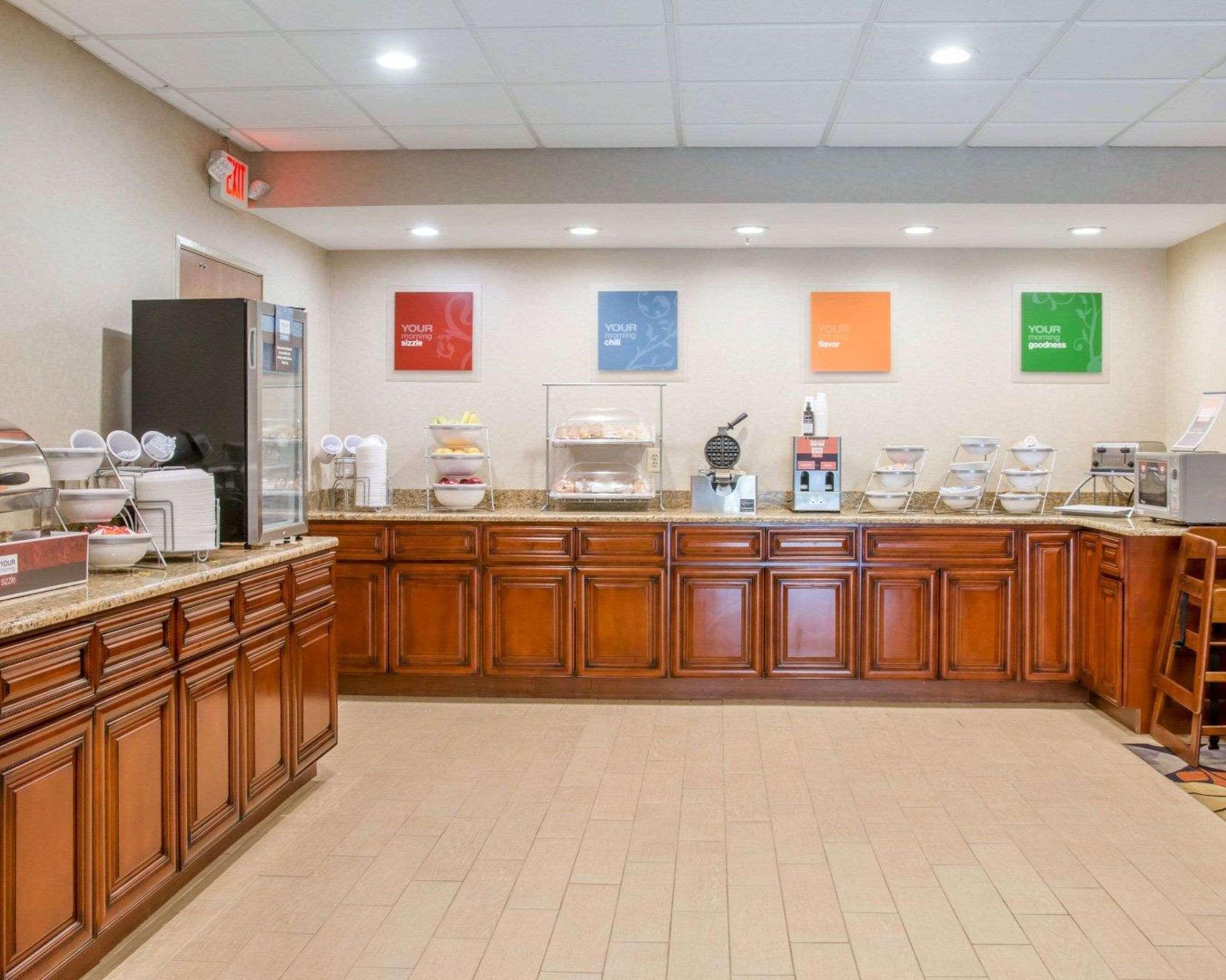 Comfort Suites Auburn Hills-Detroit Eksteriør bilde