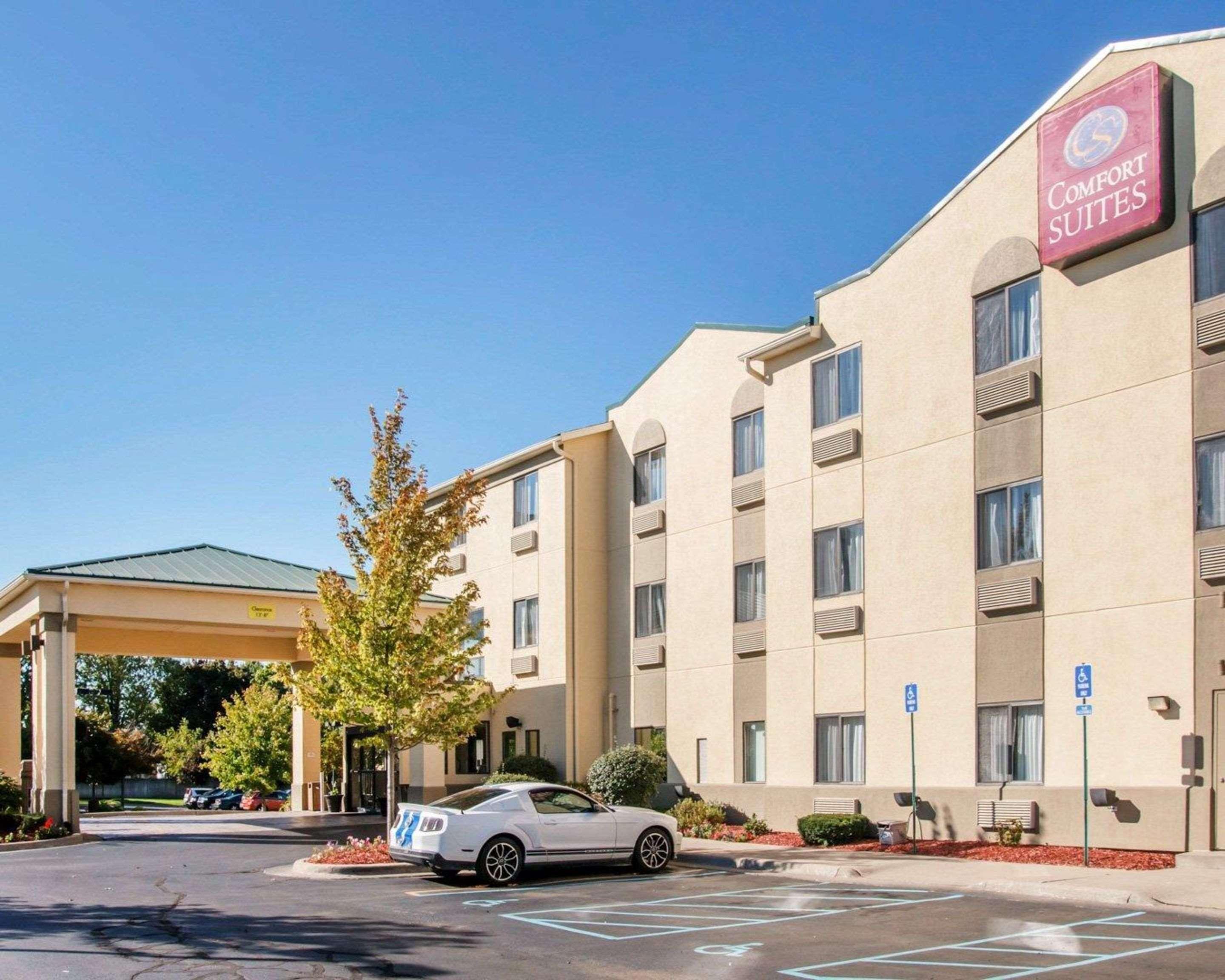 Comfort Suites Auburn Hills-Detroit Eksteriør bilde