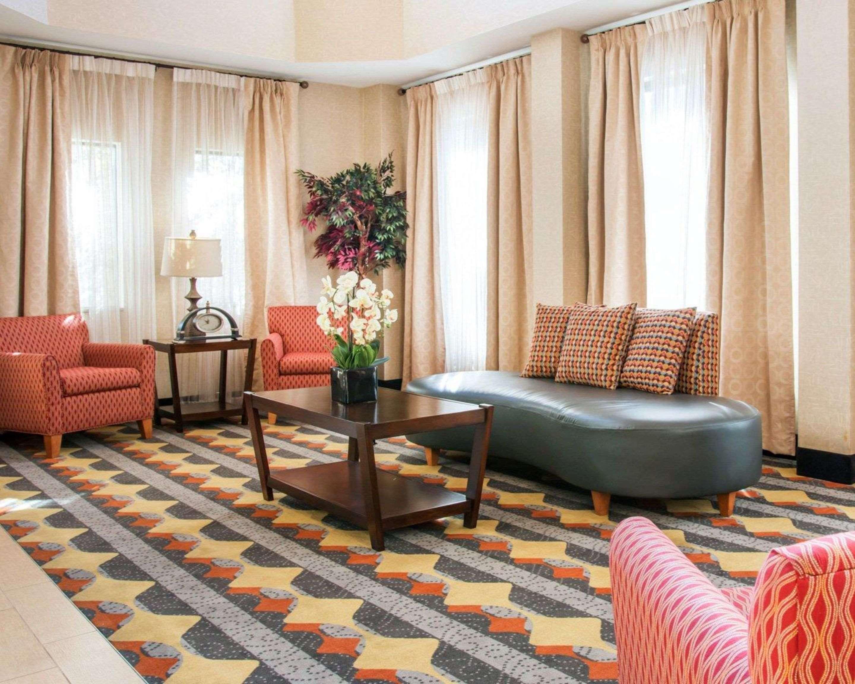 Comfort Suites Auburn Hills-Detroit Eksteriør bilde
