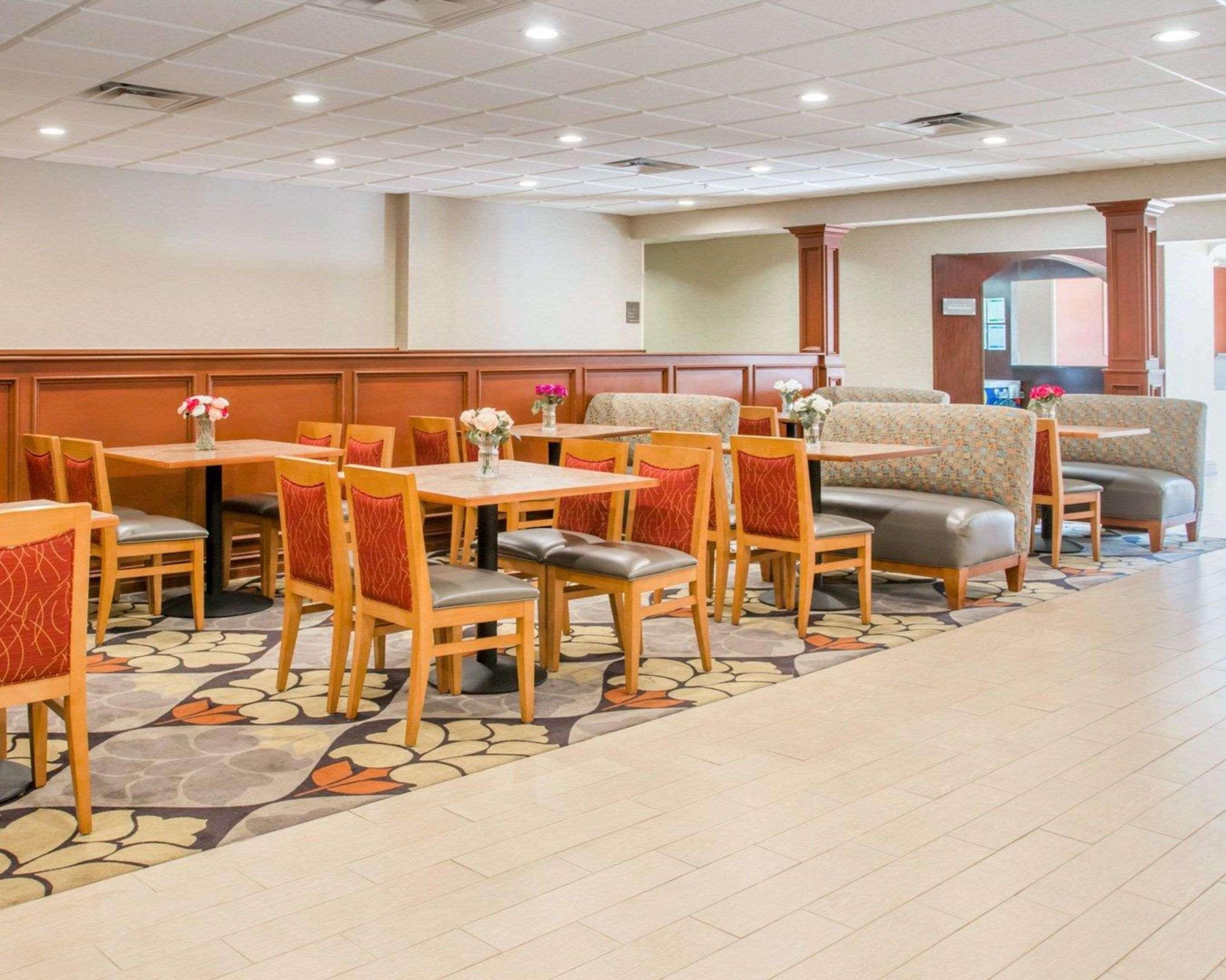 Comfort Suites Auburn Hills-Detroit Eksteriør bilde