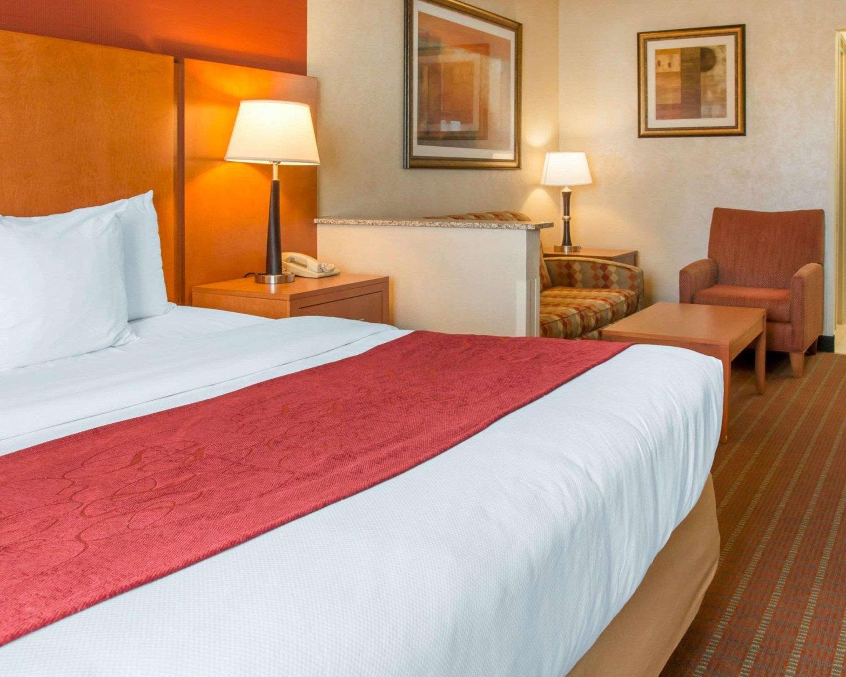 Comfort Suites Auburn Hills-Detroit Eksteriør bilde