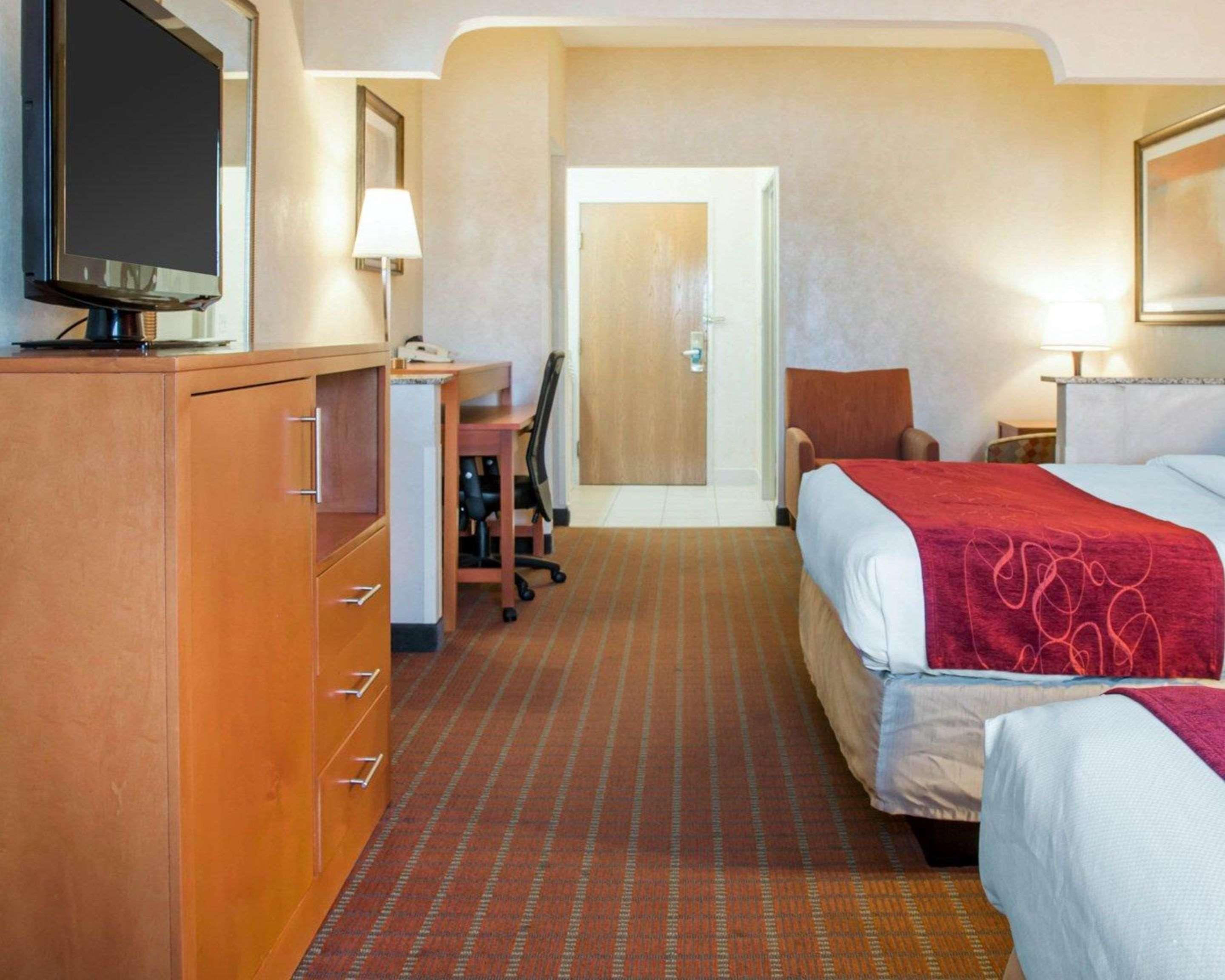 Comfort Suites Auburn Hills-Detroit Eksteriør bilde
