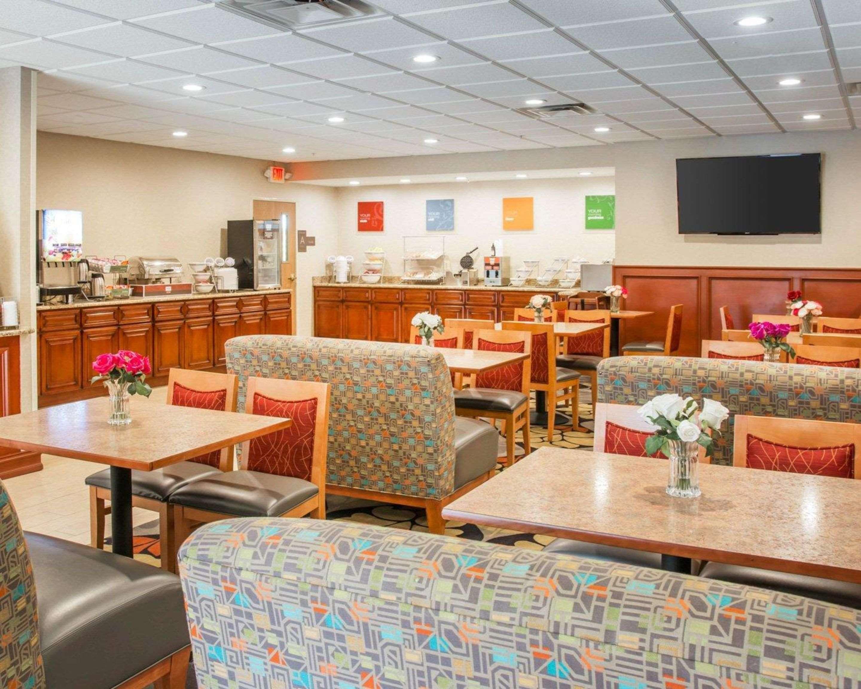 Comfort Suites Auburn Hills-Detroit Eksteriør bilde