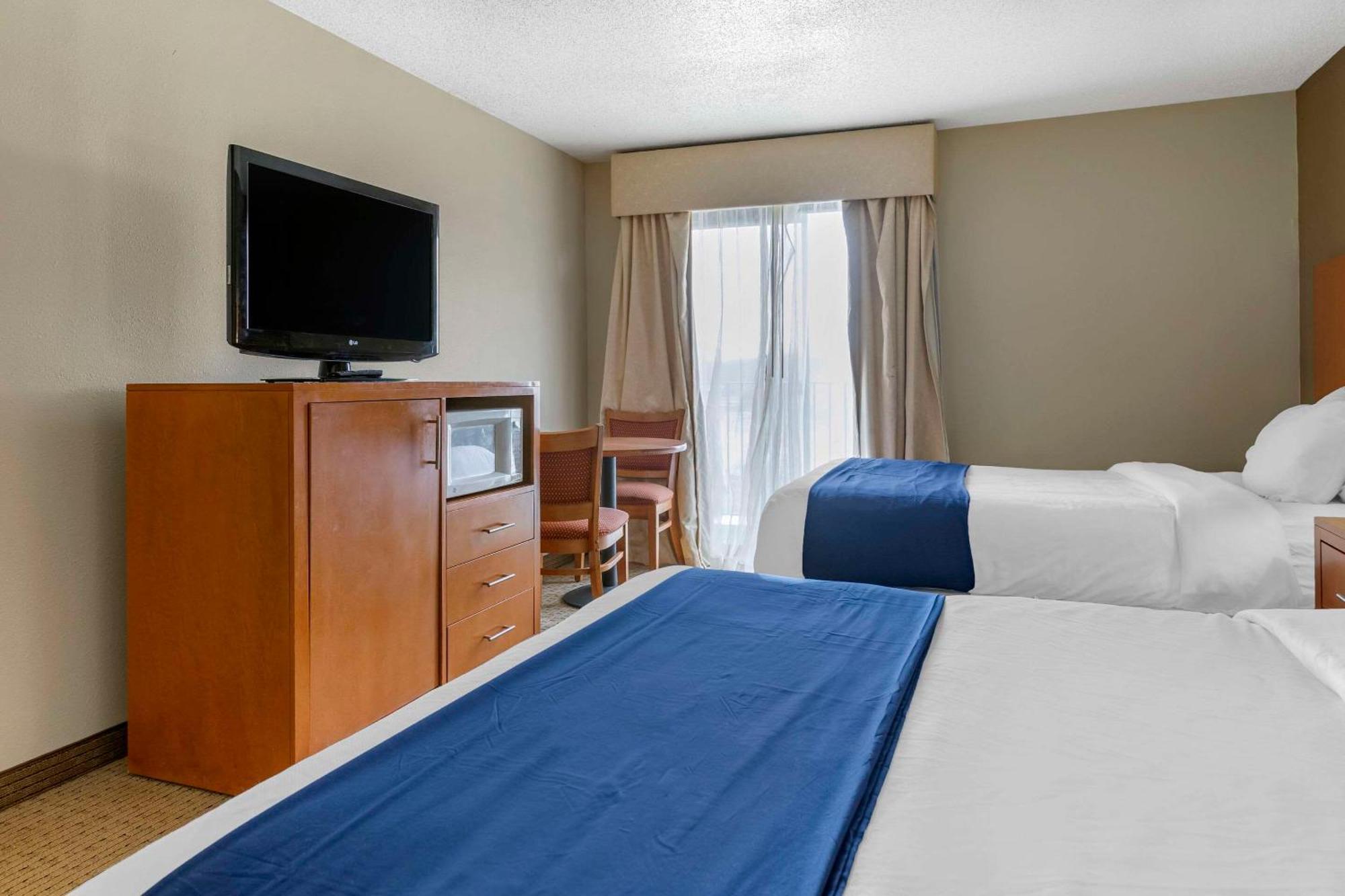 Comfort Suites Auburn Hills-Detroit Eksteriør bilde