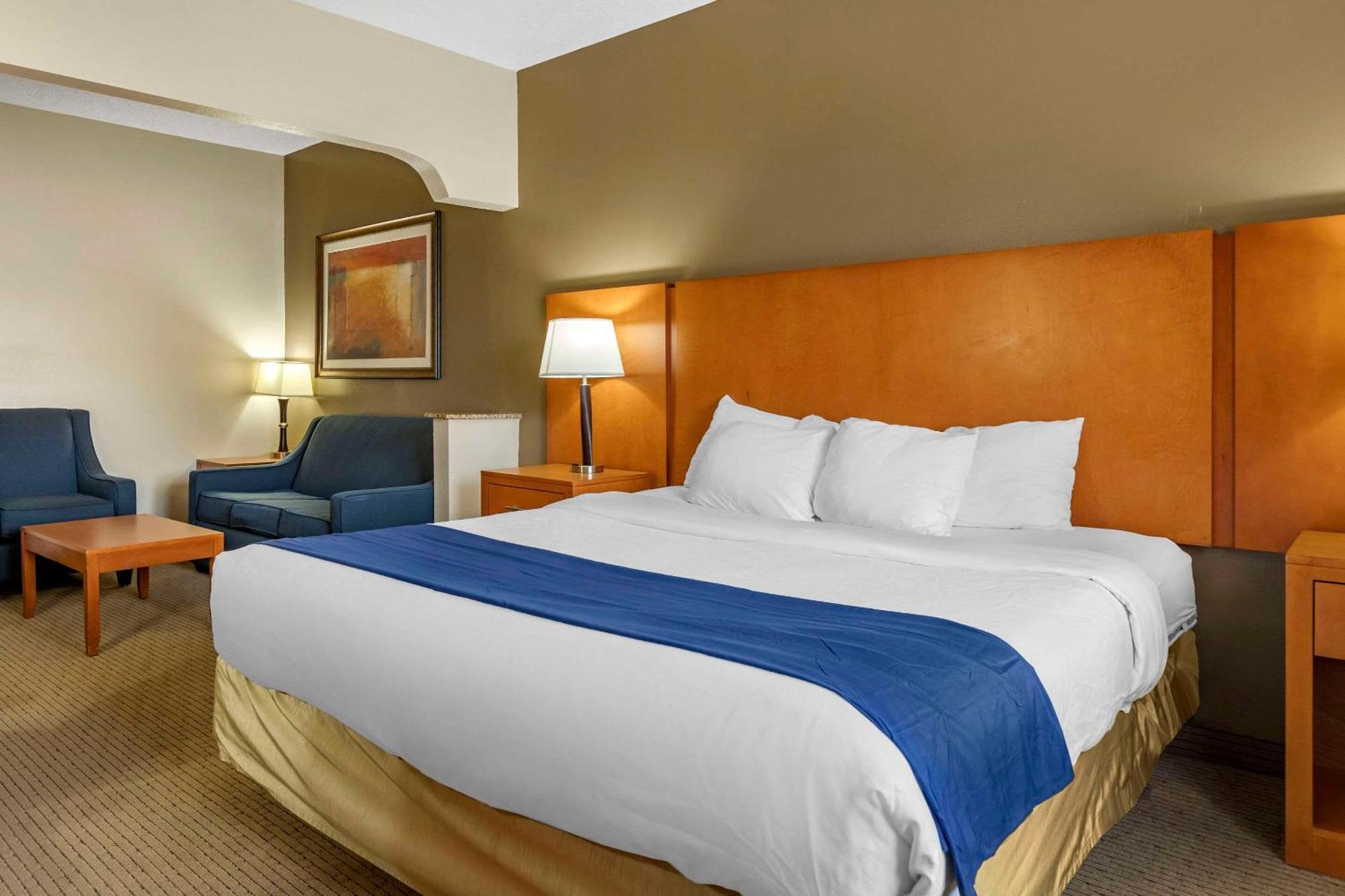 Comfort Suites Auburn Hills-Detroit Eksteriør bilde