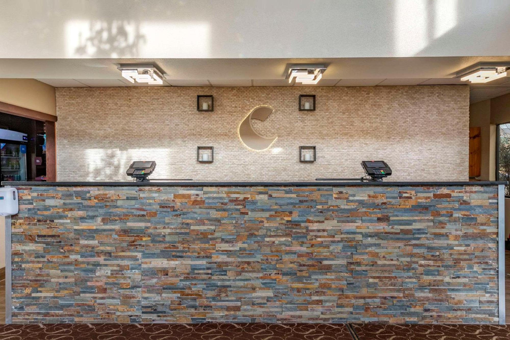 Comfort Suites Auburn Hills-Detroit Eksteriør bilde